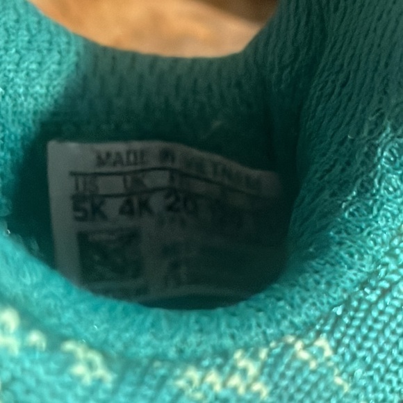 ADIDAS MARVEL RAPIDRUN HULK AVENGERS SHOES SNEAKER Sz 5 kids toddlers 5K - Picture 7 of 7